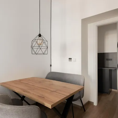 Apartment Good Mood In The Zizkov Hood Prg *